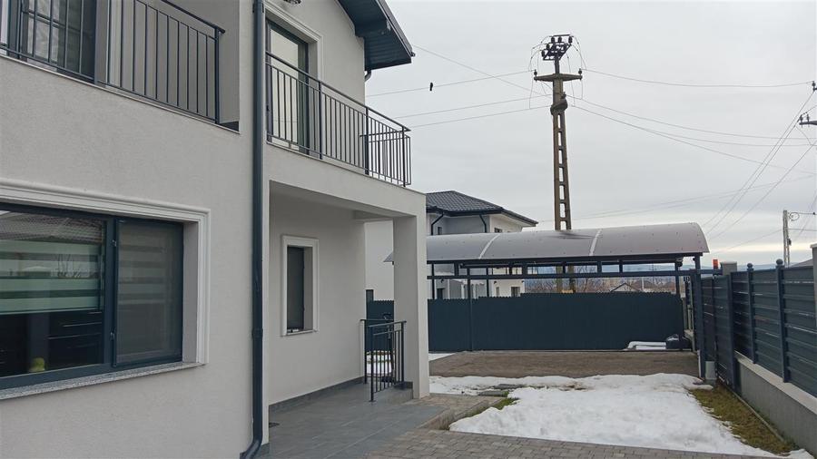 Valea Adanca str Prunilor VILA LUX P+E  SU=138 complet mobilata Teren 340mp - 2