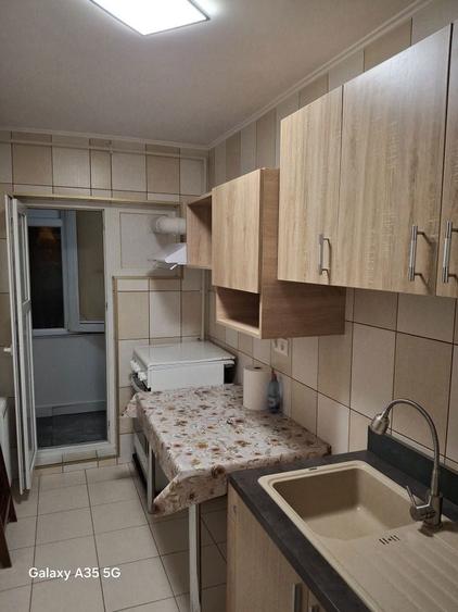Ofer spre inchiriere garsoniera confort 1 sporit in zona Plazza sect6 - 7