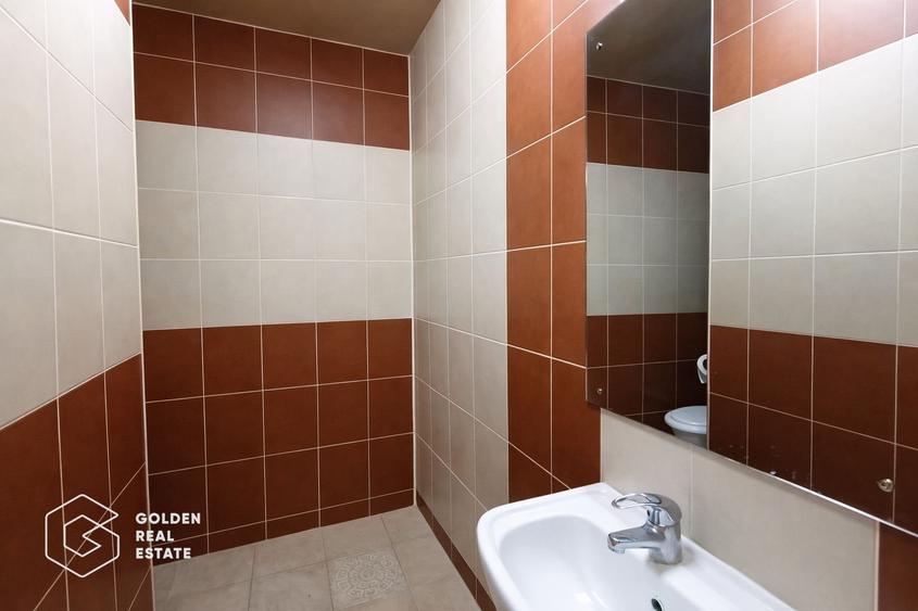 Spatiu la parter pentru cabinet, acces stradal, langa Policlinica Dacia - 8