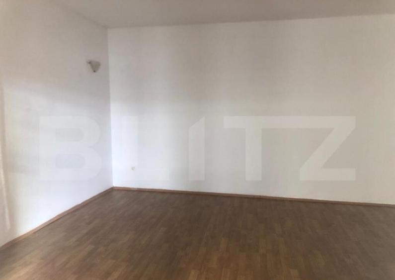 De vanzare, casa in Schei - 9