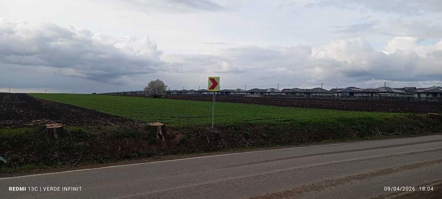 Teren Intravilan, Vorovesti 1 ha - 3