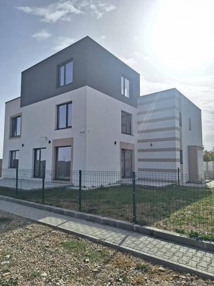 Casa de vânzare, tip duplex , ocazie buna - 1