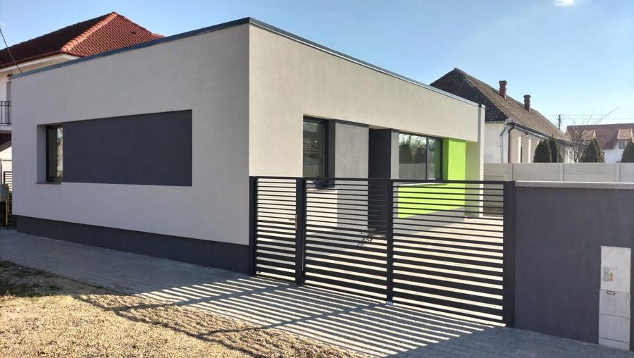 De vanzare 2 case individuale in Vladimirescu - 5