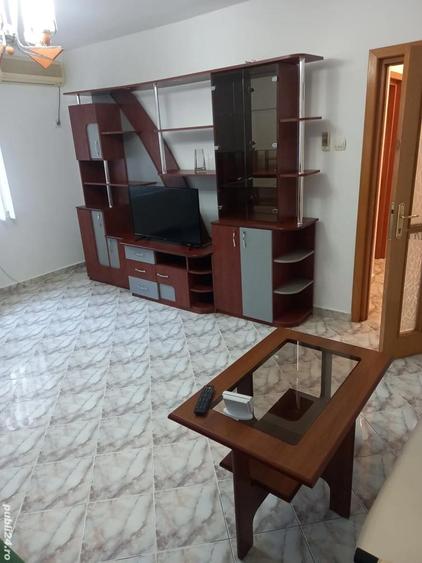 inchrieri 3camere - 3