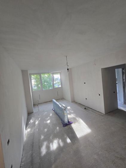 Vand apartament 2 camere tiglina - 2