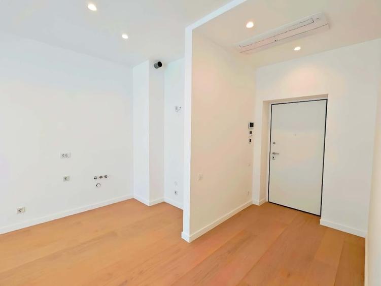 Bucharest CBD luxury apartment 2rooms for sale Aviatia Tower - 5