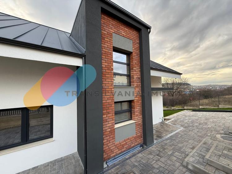 Casa Individuala Moderna si Spatioasa in Chinteni - 1