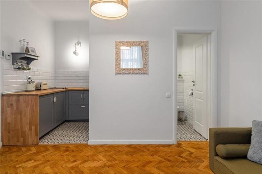 Casa cu 3 apartamente de vanzare, Centrul Istoric - 8