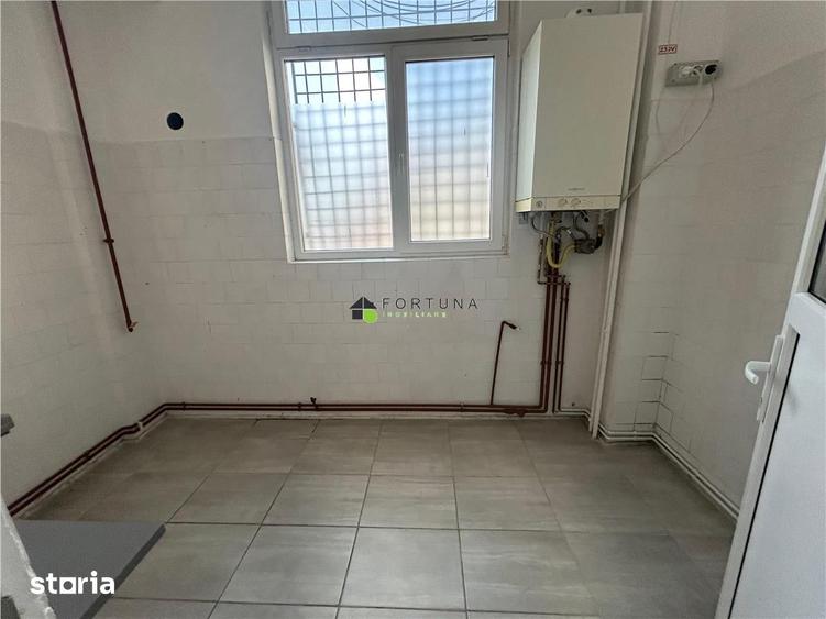 Spațiu comercial, de 39 mp, în Florilor