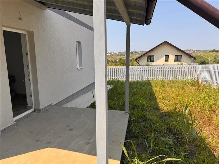 Casă individuală cu 4 camere cu Teren 600 Mp în Valea Lupului