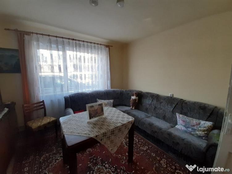 Casă individuală cu 2 camere cu Canalizare în Gheorghe Doja