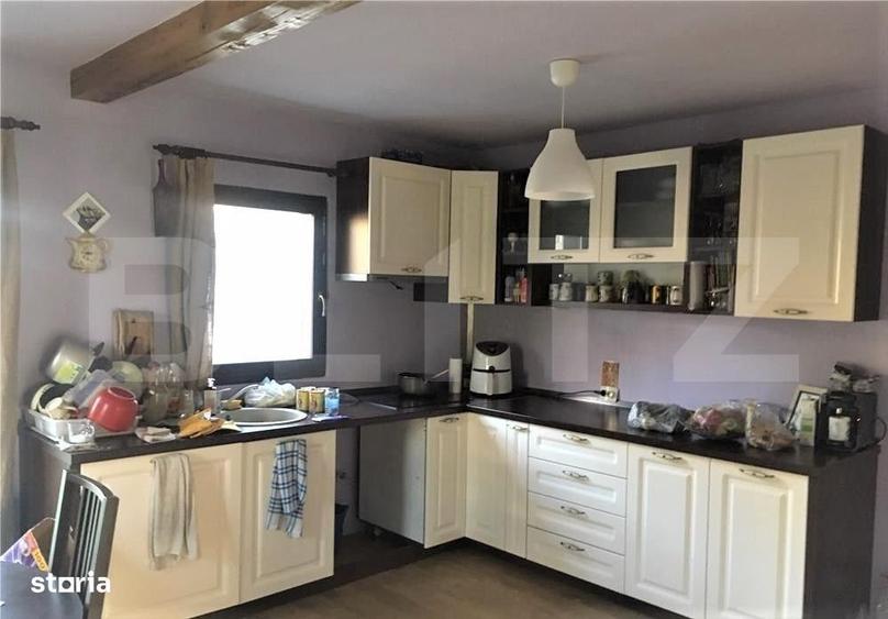 Casă cu 3 camere în Mera