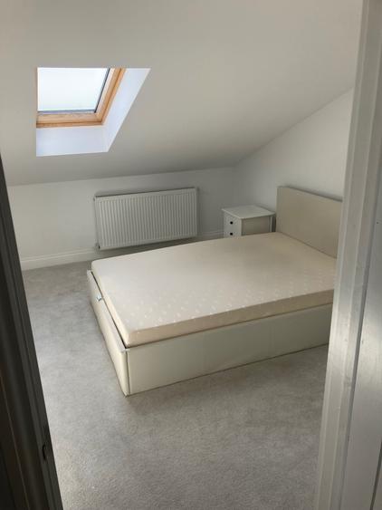 Apartament cu 2 camere decomandat în Europa
