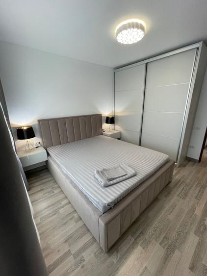 Apartament cu 2 camere decomandat, mobilat în Tomis II