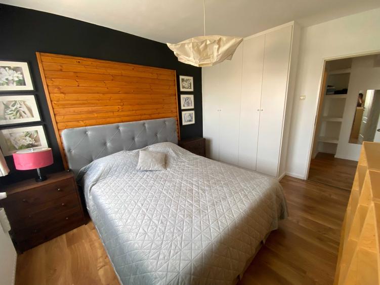 Apartament cu 2 camere semidecomandat în Calea București