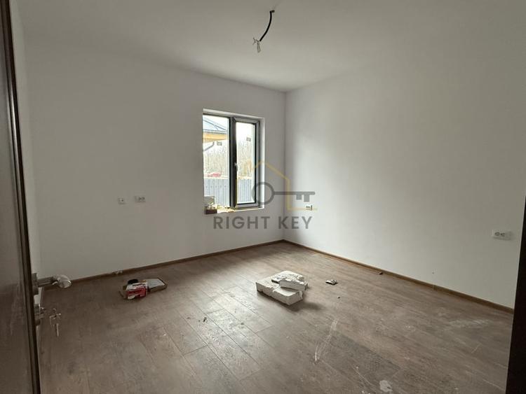 Casă individuală cu 3 camere cu Canalizare în Clinceni