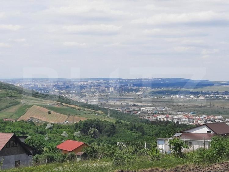 Teren de 575 mp, în Tomești