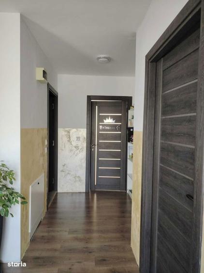 Casă cu 5 camere cu Teren 3125 Mp în Central