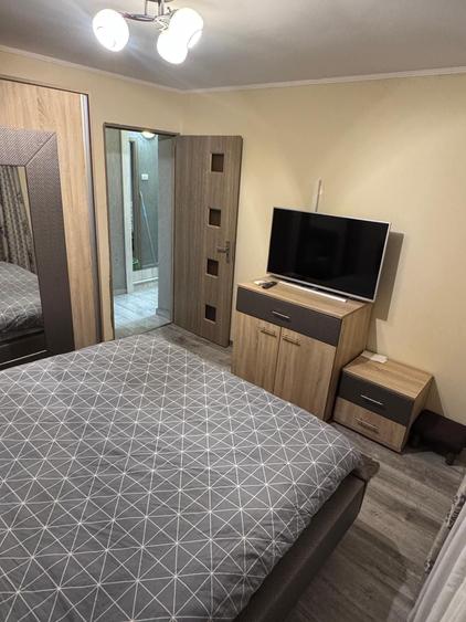 Apartament 3 camere , 2 bai , balcon inchis , 88mp , zona Alfa - 5