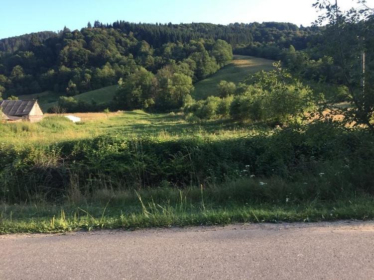 Teren de 3439 mp, în Bucium-Sat