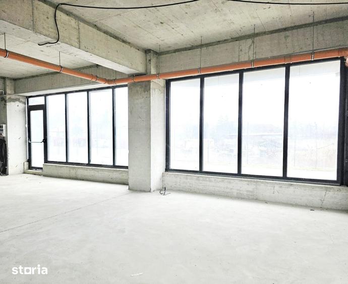 Spațiu comercial, de 100 mp, în Tătărași