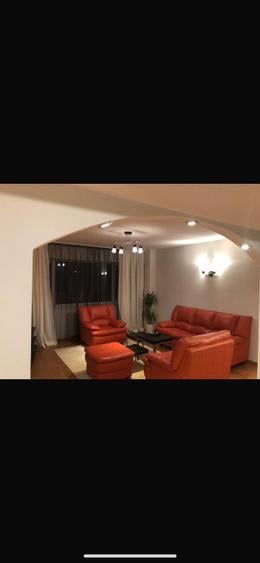 Apartament cu 2 camere circular, mobilat în Decebal