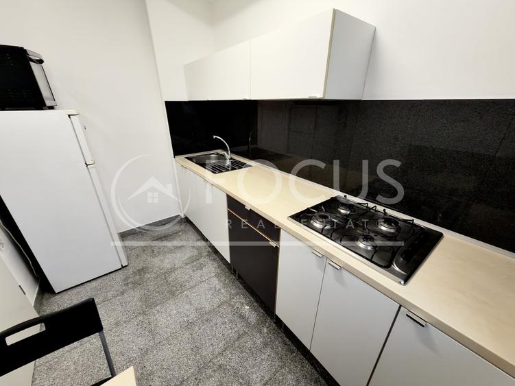 Apartament cu 2 camere semidecomandat, mobilat în Ferdinand