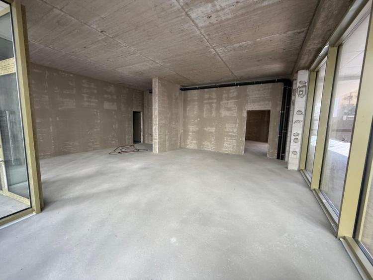 Spațiu comercial, de 100 mp, în Central