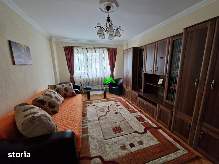 Apartament cu 3 camere decomandat în Hipodrom 3
