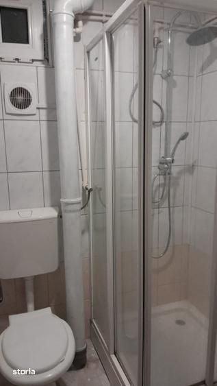 Casă cu 6 camere decomandat cu Teren 196 Mp în Copou