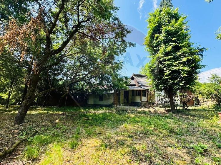 Casa cu 4 camere de vanzare pe str. Campu Negru, Sighet. - 1