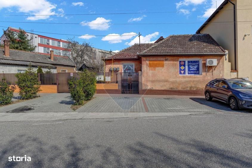 Oportunitate rara in Chisineu-Cris: locuinta si spatii comerciale - 5