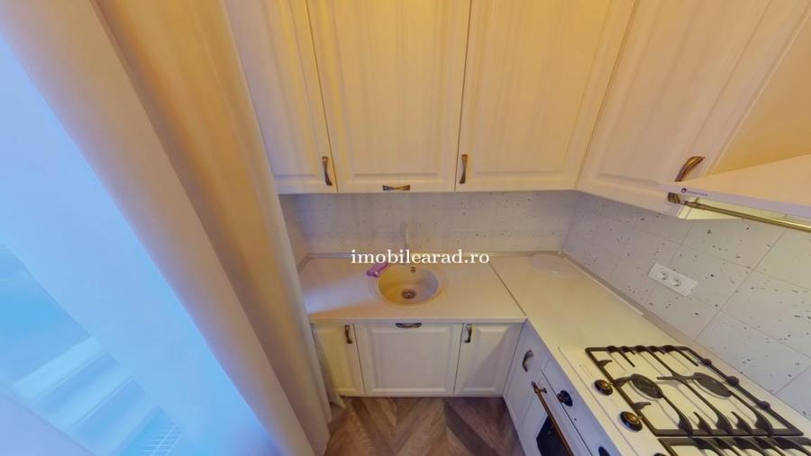 Apartament exclusivist la cheie, et.1, km 0 Arad, amenajat cu designer in stil u - 2