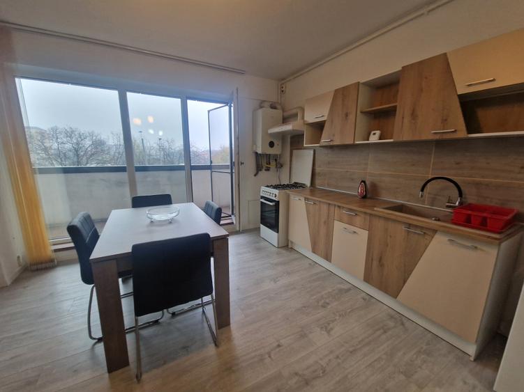 Lânga cladirea birouri VOX-TORONTAL-potrivit pentru cei ce lucreaza de acasa - 8