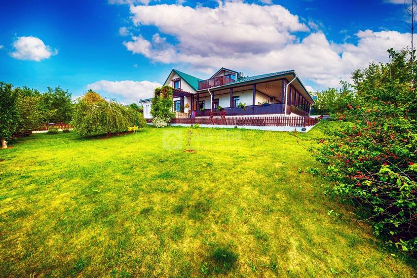 Proprietate unica, independenta energetic, zona Bucium - 36