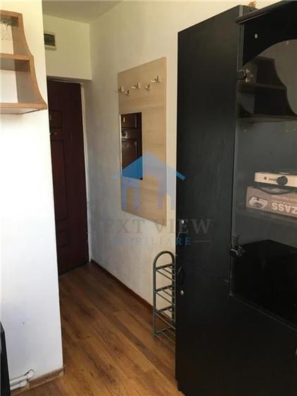 Garsoniera, Gruia - 3