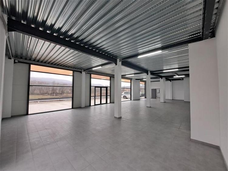 Hala/Spatiu comercial, 1200 mp utili + 1750 mp teren, situat in Baciu! - 8