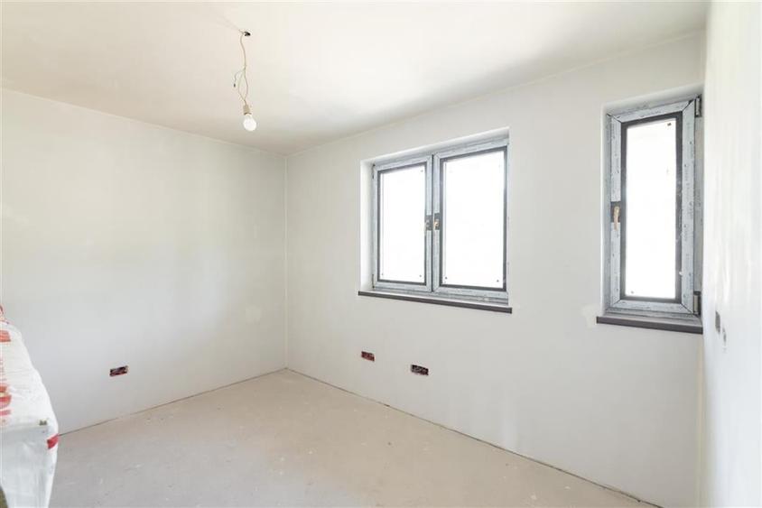 Casa cu living+3 camere cu panorama si teren mare pe Sofiei - 22