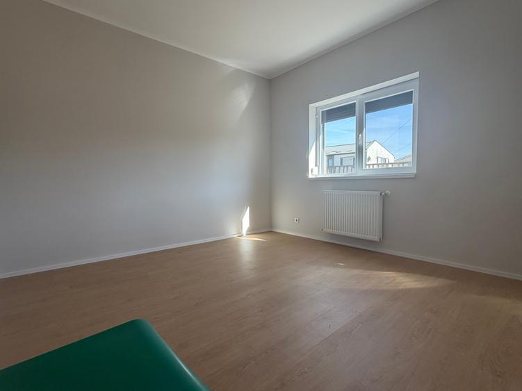 Apartament cu 3 camere decomandat în Braytim