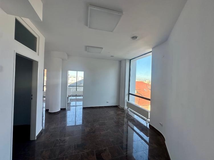 Imobil Clinica  Medicala zona Spitalul de Pediatrie si stadionul Nicolae Dobrin - 6