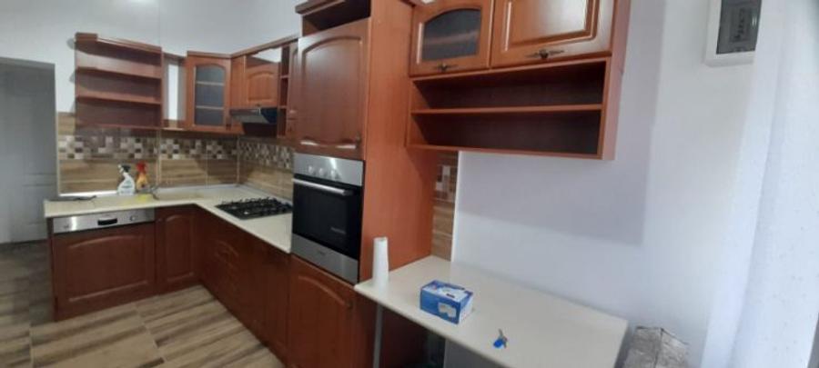 P.F.   Inchiriere apartament la casa lux ultracentral - 2