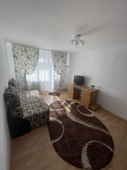 Inchiriez apartament 2 camere - 4