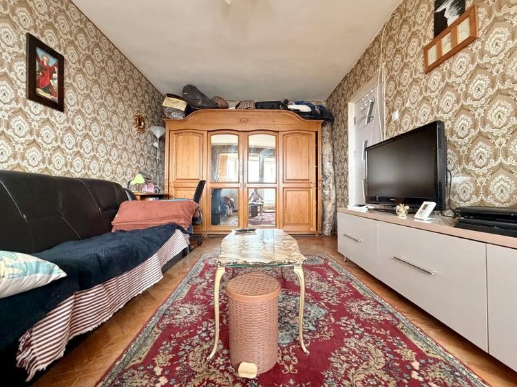 Apartament spațios cu 3 camere decomandat in zona Abator | Super Preț - 5