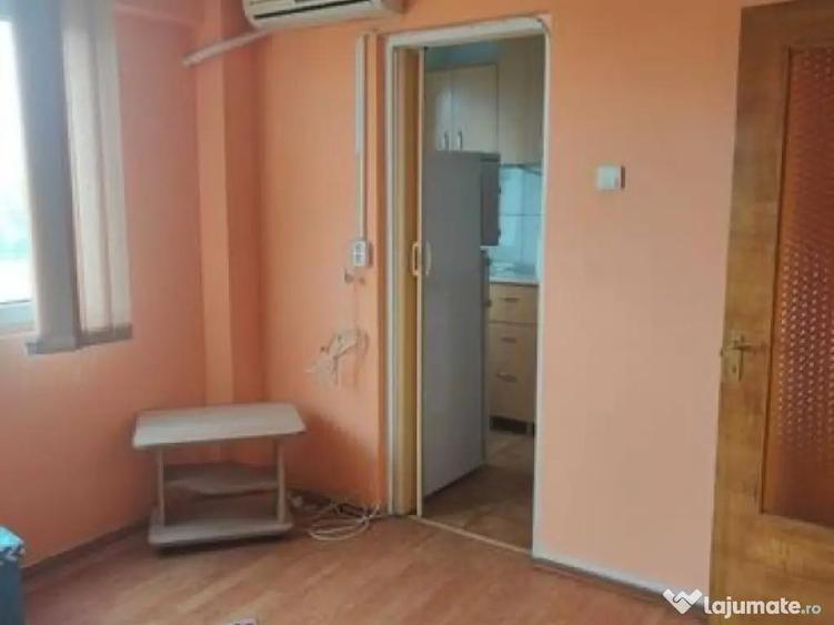 Piata sudului etaj 6 aleea secuilor - 4