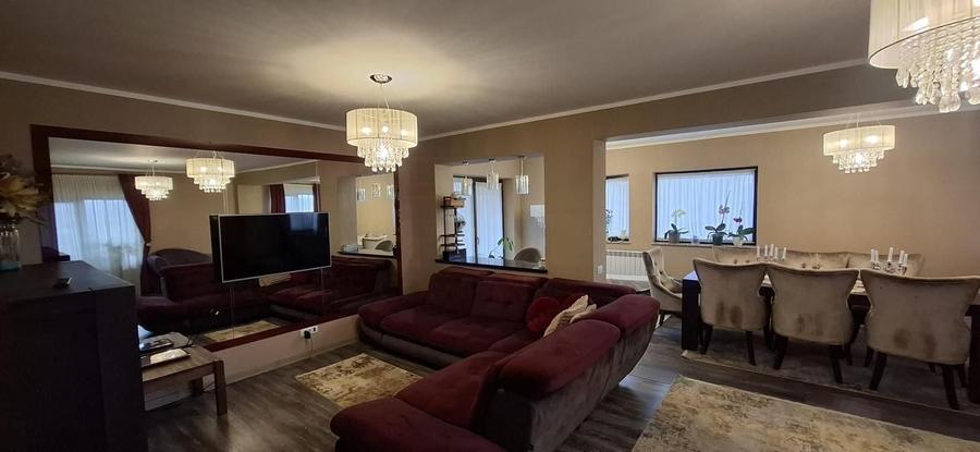 Vilă deosebită în Șcheia I 240 mp utili I teren 1000 mp I 295.000 € - 1