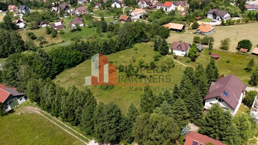 Teren de la 2772 mp Podul Simonului- Bran - 5