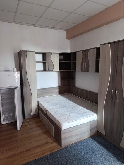 Inchiriez garsoniere de tip studio in bloc de garsoniere nou - 5