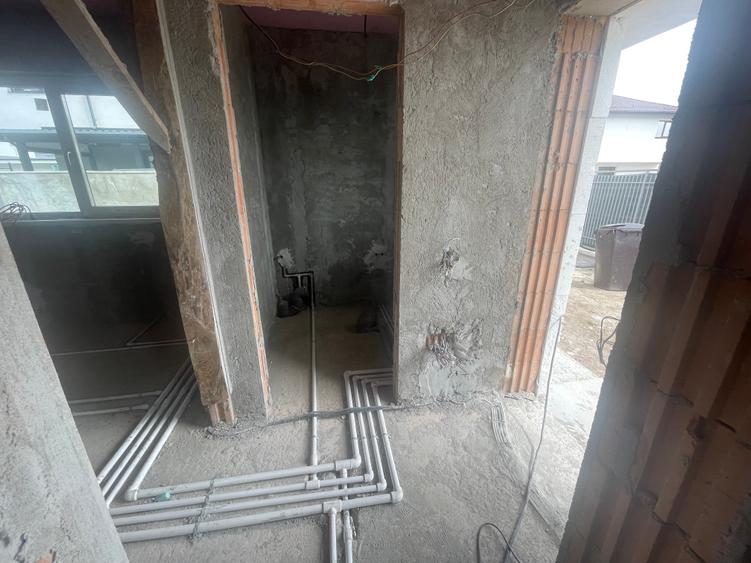 Complex nou 4 case P+1+M.5 cam.Util 175mp.Teren 253mp - 15