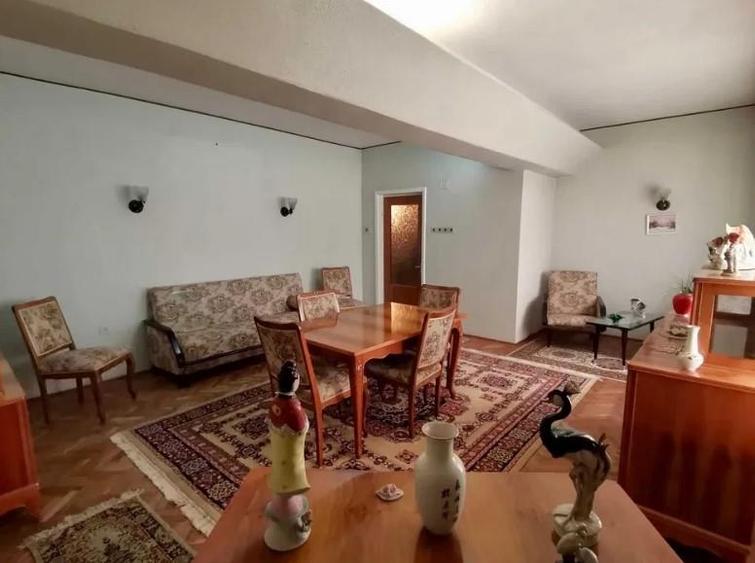 Vanzare apartament 4 camere, zona Sud - 2