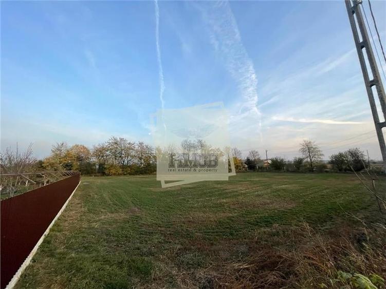 Teren intravilan cu utilitati 2500 mp in Rm Valcea zona Colonie Nuci - 4